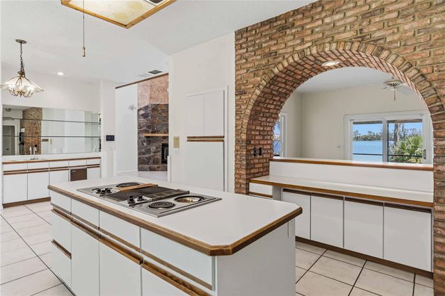 7468 LAKE WILLIS DRIVE, Orlando, FL 32821