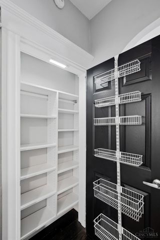 4614 Simpson Avenue, Cincinnati, OH 45227