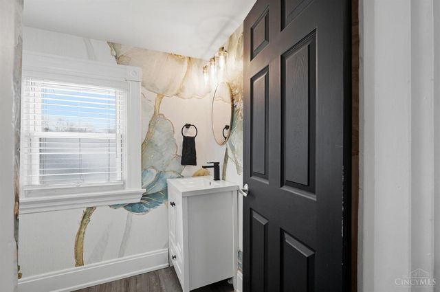 4614 Simpson Avenue, Cincinnati, OH 45227