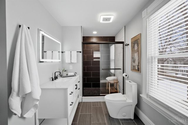 4614 Simpson Avenue, Cincinnati, OH 45227