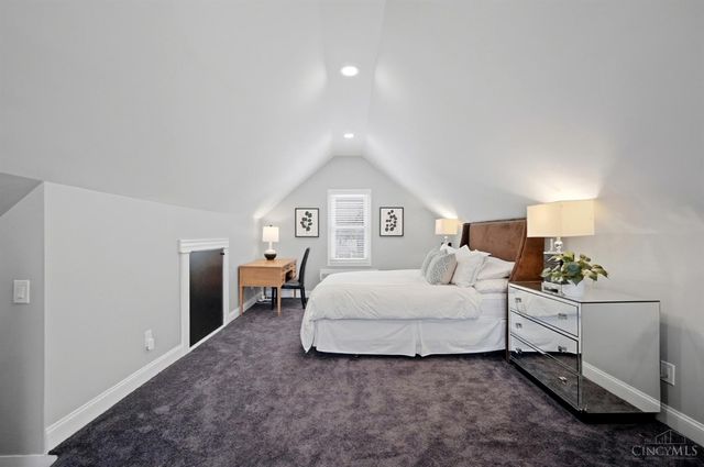 4614 Simpson Avenue, Cincinnati, OH 45227