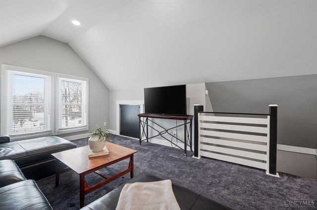 4614 Simpson Avenue, Cincinnati, OH 45227