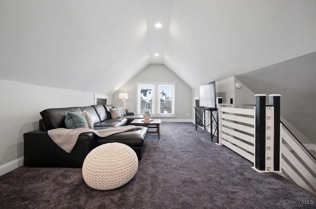 4614 Simpson Avenue, Cincinnati, OH 45227