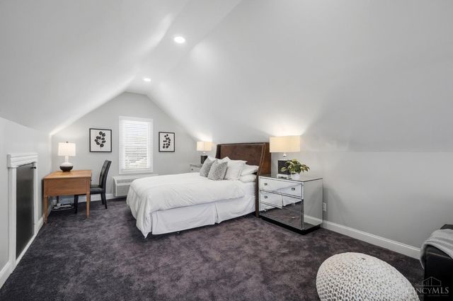 4614 Simpson Avenue, Cincinnati, OH 45227