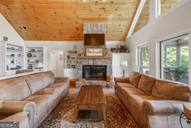 430 Grimes Nose, Sautee Nacoochee, GA 30571