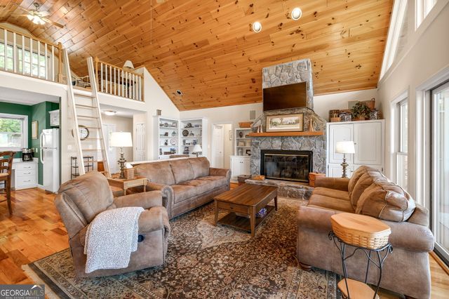 430 Grimes Nose, Sautee Nacoochee, GA 30571
