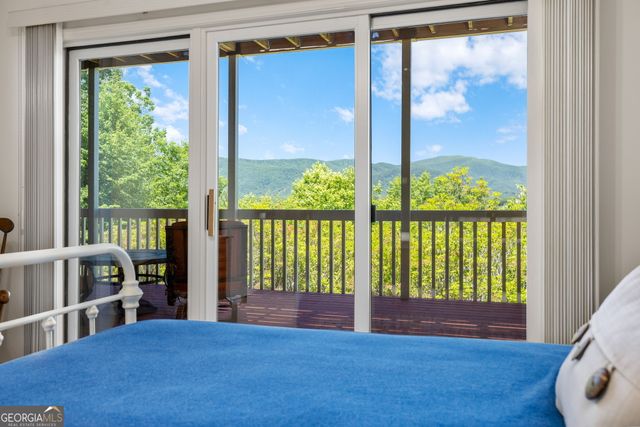 430 Grimes Nose, Sautee Nacoochee, GA 30571