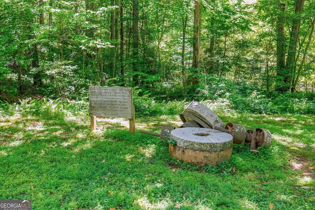430 Grimes Nose, Sautee Nacoochee, GA 30571