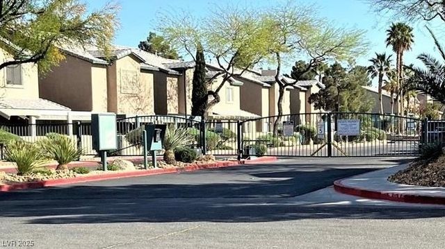 5617 Open Court, Las Vegas, NV 89118