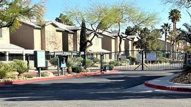 5617 Open Court, Las Vegas, NV 89118