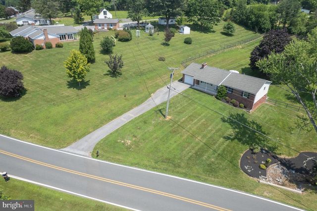 1876 SNYDERSBURG RD, Westminster, MD 21157