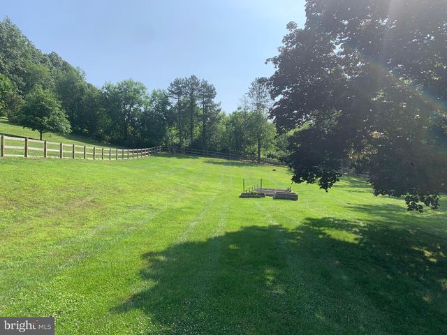 1876 SNYDERSBURG RD, Westminster, MD 21157