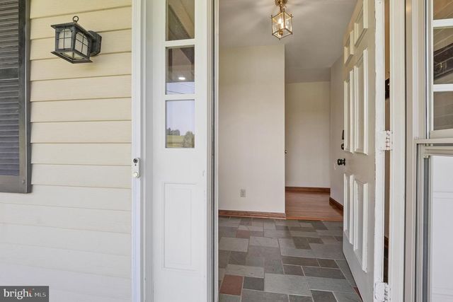 1876 SNYDERSBURG RD, Westminster, MD 21157