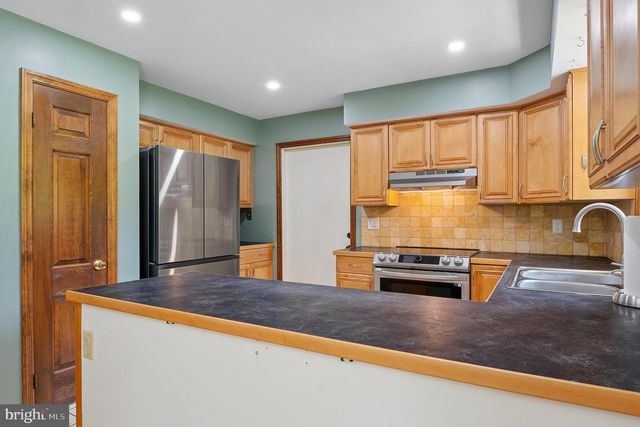 1876 SNYDERSBURG RD, Westminster, MD 21157
