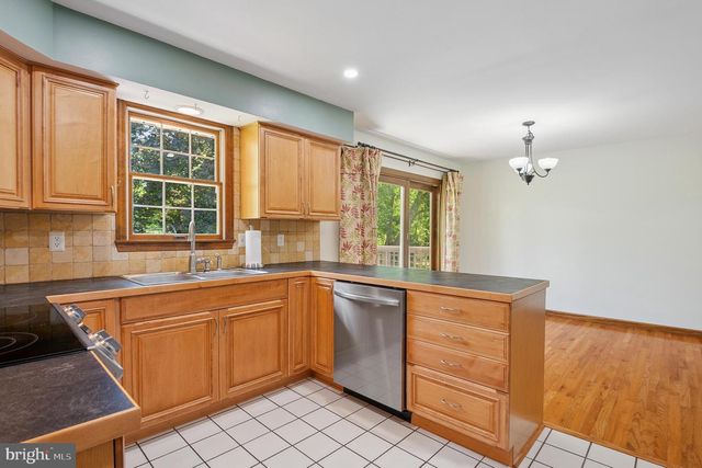 1876 SNYDERSBURG RD, Westminster, MD 21157