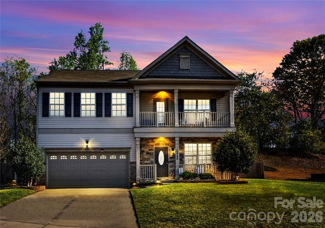 10840 Cove Point Drive, Charlotte, NC 28278