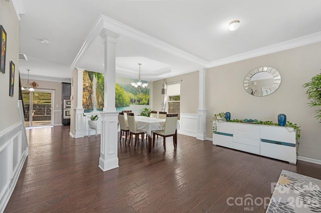 10840 Cove Point Drive, Charlotte, NC 28278