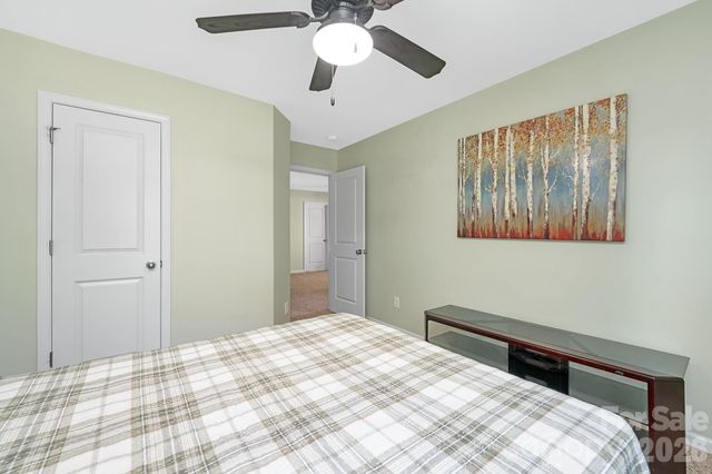 10840 Cove Point Drive, Charlotte, NC 28278