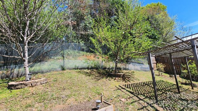 10840 Cove Point Drive, Charlotte, NC 28278