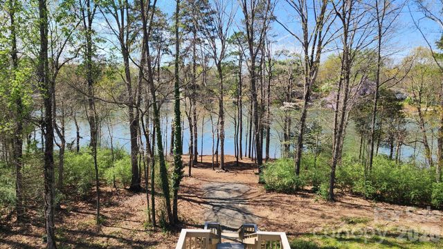 10840 Cove Point Drive, Charlotte, NC 28278