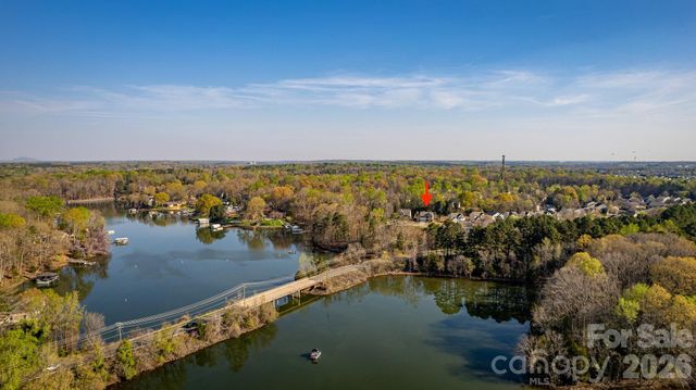 10840 Cove Point Drive, Charlotte, NC 28278