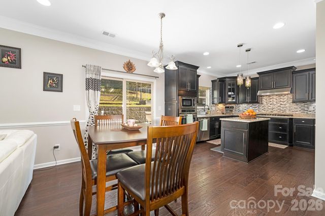 10840 Cove Point Drive, Charlotte, NC 28278