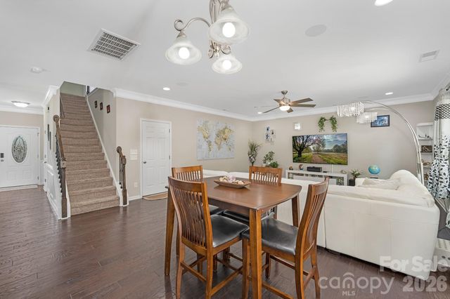 10840 Cove Point Drive, Charlotte, NC 28278