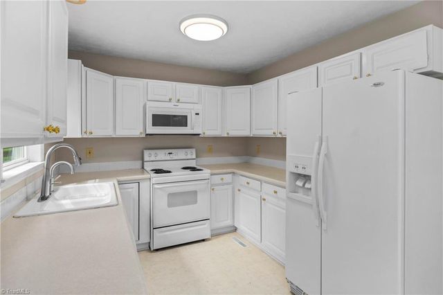 150 Anna Way, Mount Airy, NC 27030