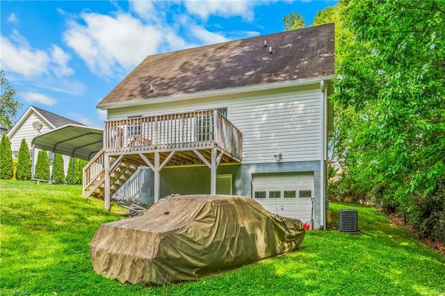 150 Anna Way, Mount Airy, NC 27030