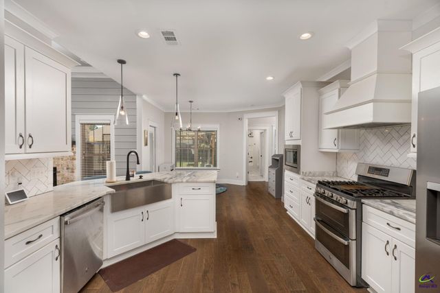 106 Gracetree Way, Kathleen, GA 31047