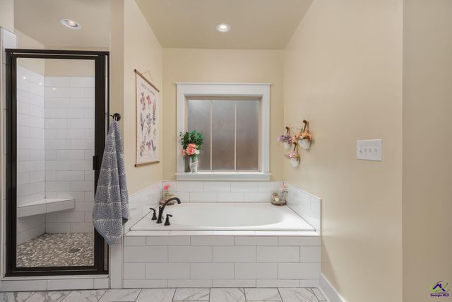 106 Gracetree Way, Kathleen, GA 31047