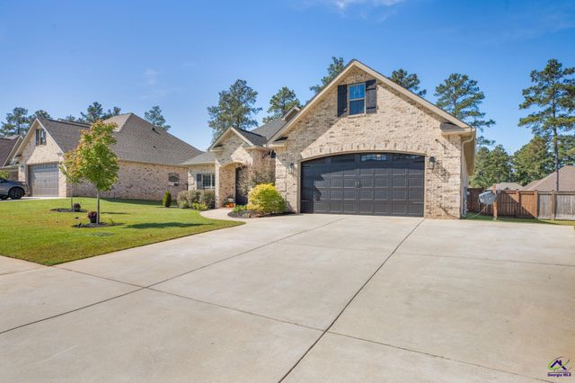 106 Gracetree Way, Kathleen, GA 31047
