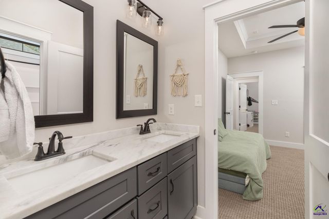 106 Gracetree Way, Kathleen, GA 31047