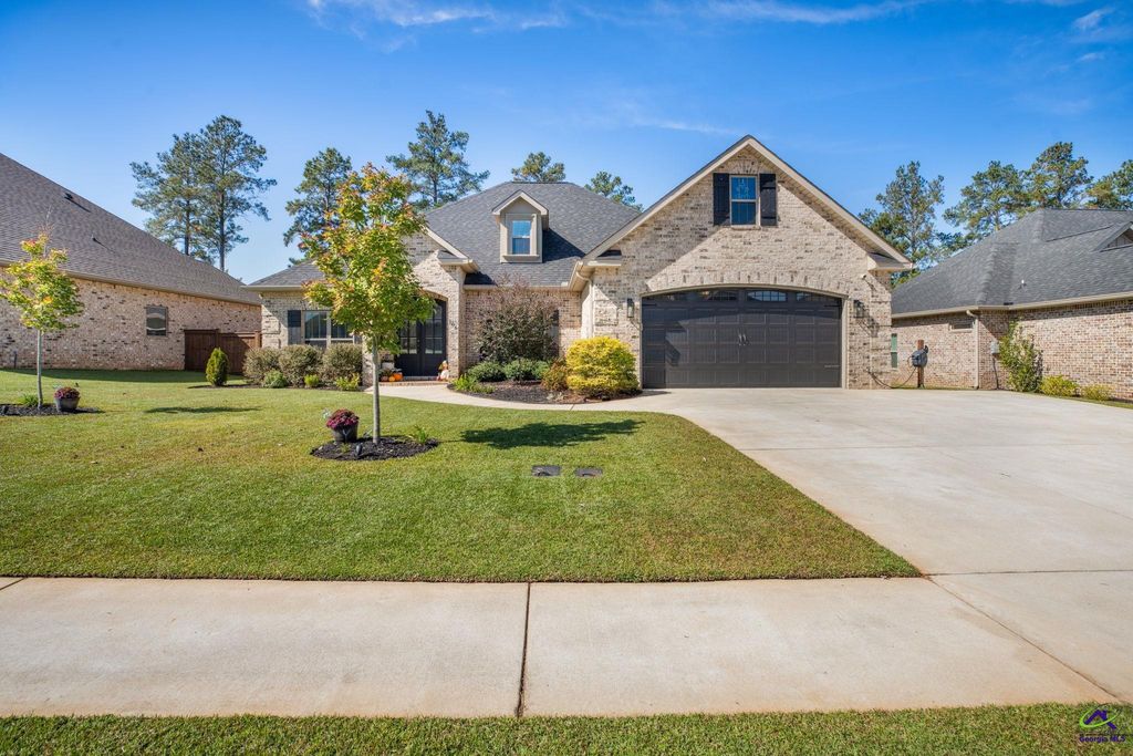 106 Gracetree Way, Kathleen, GA 31047
