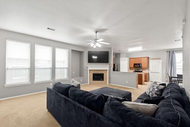 225 Splintered Arrow Drive, La Marque, TX 77568