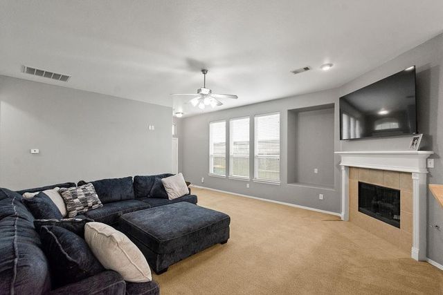 225 Splintered Arrow Drive, La Marque, TX 77568