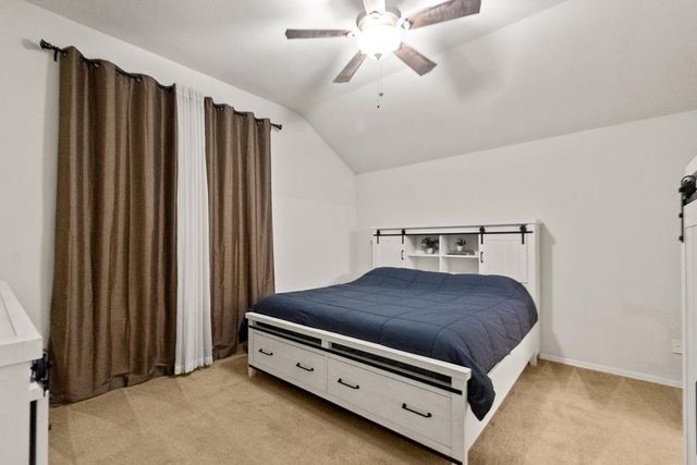 225 Splintered Arrow Drive, La Marque, TX 77568