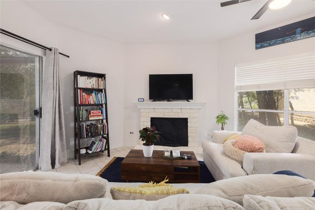 2450 WICKERSHAM LN M1311, Austin, TX 78741
