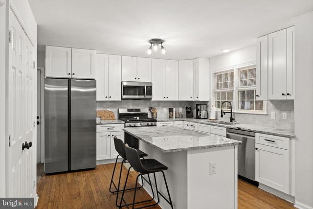 41 BALDWIN DR, Fredericksburg, VA 22406