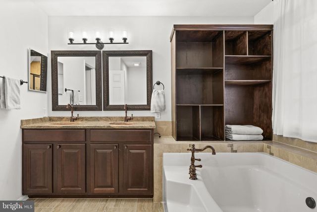 41 BALDWIN DR, Fredericksburg, VA 22406