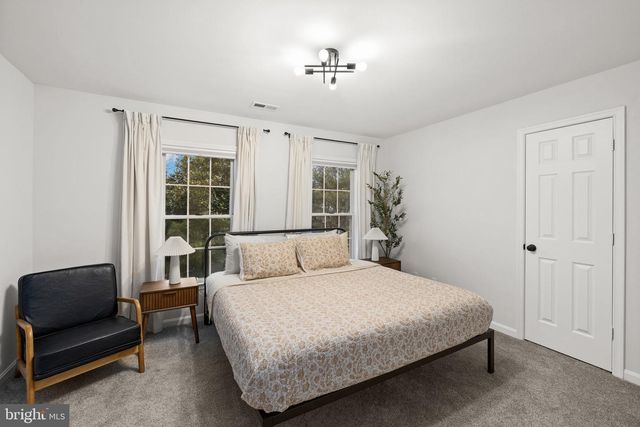 41 BALDWIN DR, Fredericksburg, VA 22406