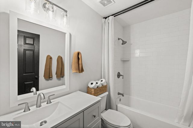 41 BALDWIN DR, Fredericksburg, VA 22406