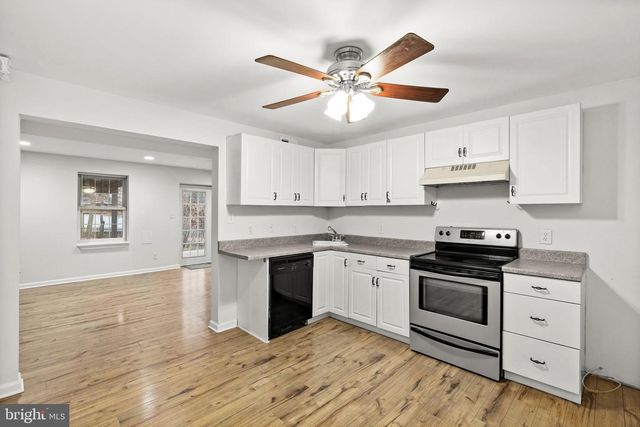 41 BALDWIN DR, Fredericksburg, VA 22406