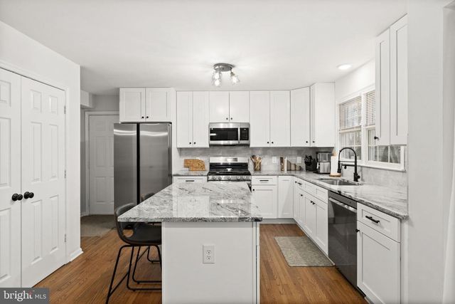 41 BALDWIN DR, Fredericksburg, VA 22406