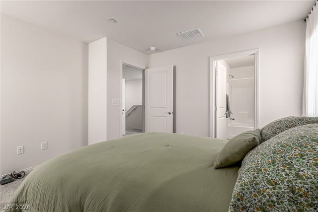 2829 Champagne Gold Avenue, North Las Vegas, NV 89086