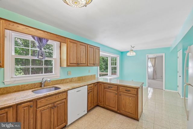 6 EDGE SPRINGS CT, Catonsville, MD 21228