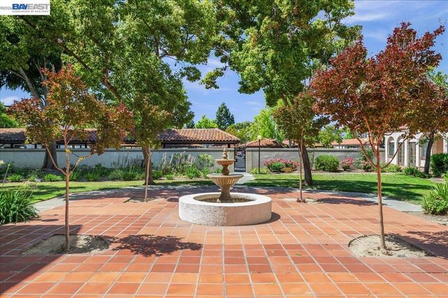 39865 Cedar Blvd 229, Newark, CA 94560
