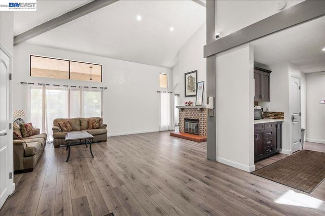 39865 Cedar Blvd 229, Newark, CA 94560
