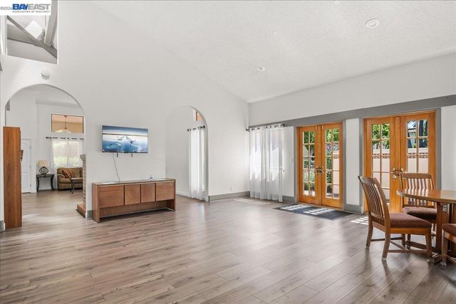 39865 Cedar Blvd 229, Newark, CA 94560