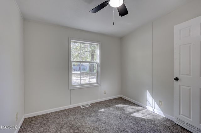 2248 Bonnie Lane Lane, Joplin, MO 64804